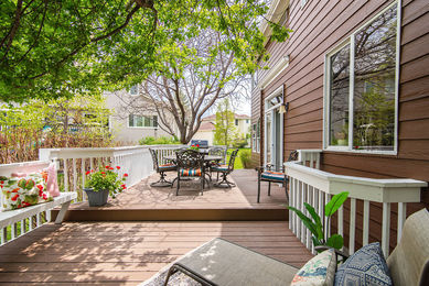 5386 Deer Creek_45 Back deck 2