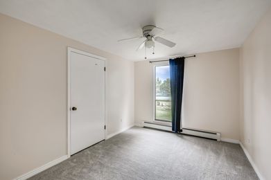 7179 Cardinal28 Bedroom