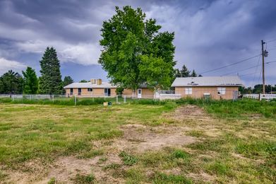 7179 Cardinal50 Exterior Rear