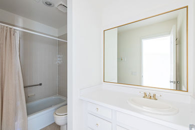 Bradley New_HBK_2997