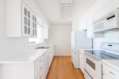 Bradley New_HBK_3042