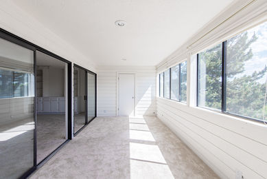 Bradley New_HBK_3078