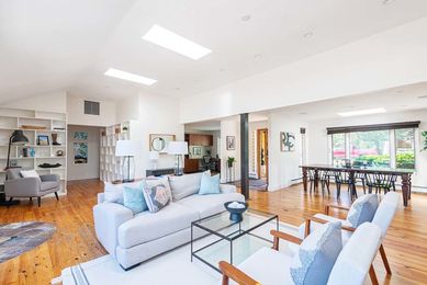 Scenic_6 LIVING ROOM 3