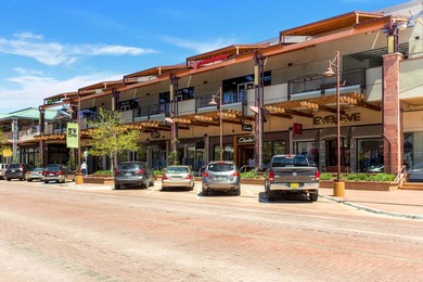 3205 Carbon Place_52 Shopping