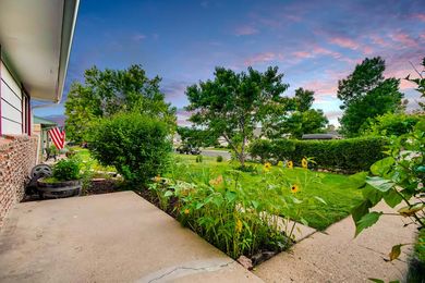 7420 Raleigh St Westminster CO &#8211; Print Quality &#8211; 007 &#8211; 08 Front Patio