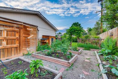7420 Raleigh St Westminster CO &#8211; Web Quality &#8211; 043 &#8211; 48 Vegetable Garden