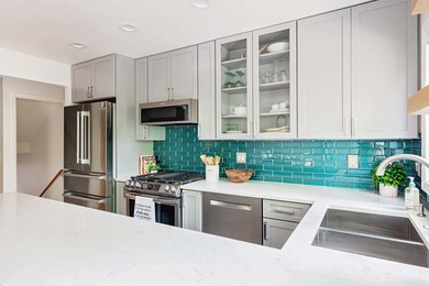 757 Poplar_13 Kitchen 6 copy