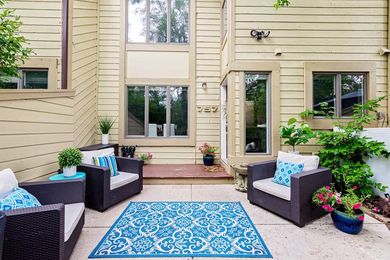 757 Poplar_37 Patio 1