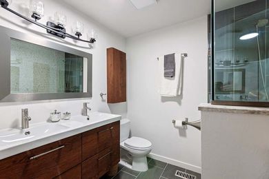 757 Poplar_46 Master bath 3 copy