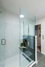 757 Poplar_47 Master Bath 4