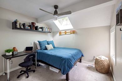 757 Poplar_48 Rafer Bed 3