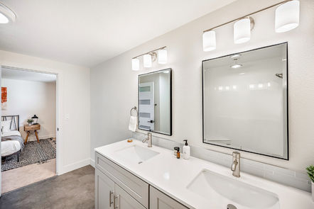 _18_29 University_DSC8281