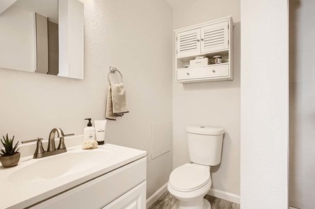 23 Primary Bathroom_KR Edit