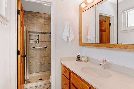 1860ElderAve-MLS-010GH_BB