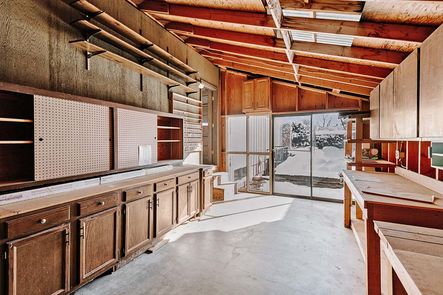 1860ElderAve-MLS-047GH_BB