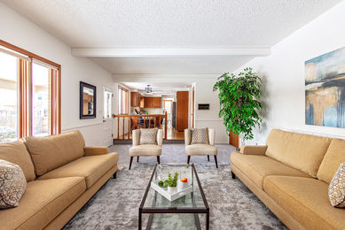 1236 Twin Peaks_HBK_9781_LO RES