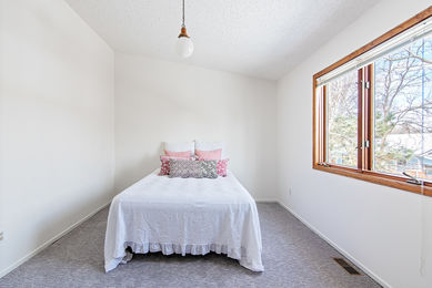 1236 Twin Peaks_bedroom twin peaks.1_LO RES