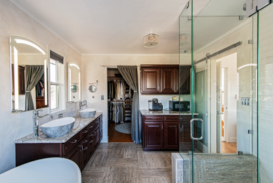 5665 Gunbarrel_HBK_0682_HI RES