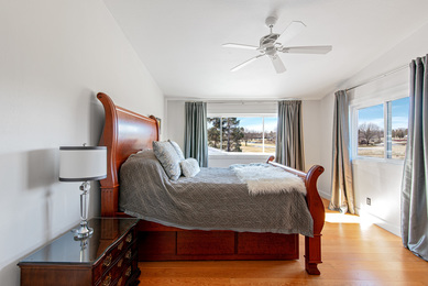 5665 Gunbarrel_HBK_0812_HI RES