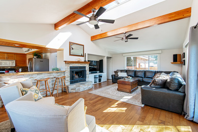 5665 Gunbarrel_HBK_1068_HI RES