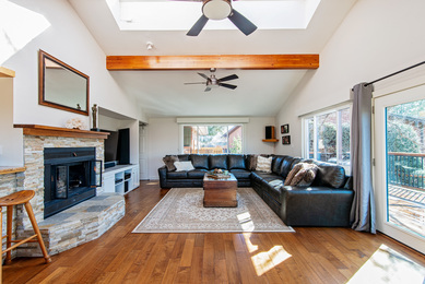 5665 Gunbarrel_HBK_1110_HI RES