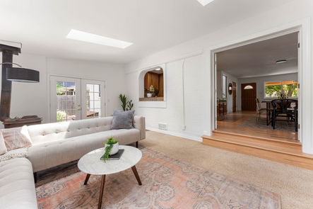 016-3705-Martin-Dr-Full