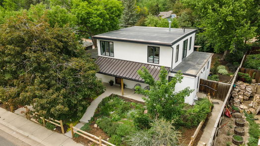 045-3705-Martin-Dr-Full