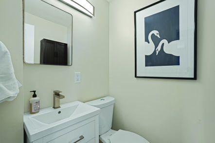 2210 Floral DSC05524_MLS