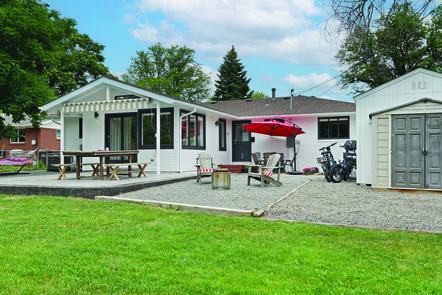 2210 Floral DSC05608_MLS