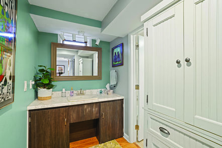 2210 Floral DSC05674_MLS