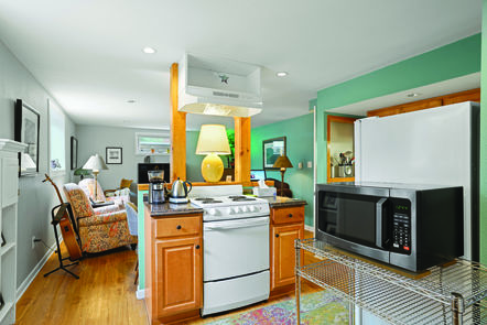 2210 Floral DSC05698_MLS