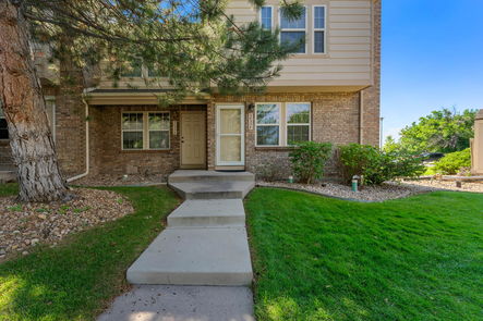 002-3032-W-107th-Pl-F-Full