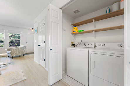 019-3032-W-107th-Pl-F-Full