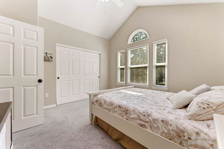 020-3032-W-107th-Pl-F-Full