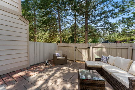 030-3032-W-107th-Pl-F-Full