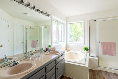 6825 Idylwild_0320 LO RES