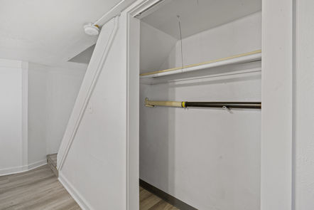 1034 Pleasant_Unit D_16