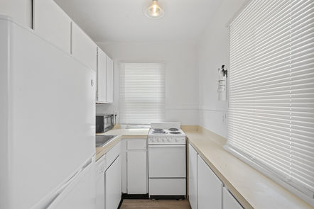 1034 Pleasant_Unit D_7