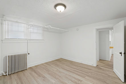 1054 11th Street_ DSC00010