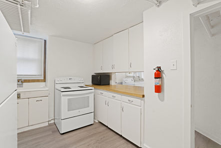 1054 11th Street_ DSC00028