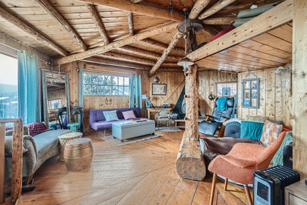 102 Goatbarn_06 Living Room