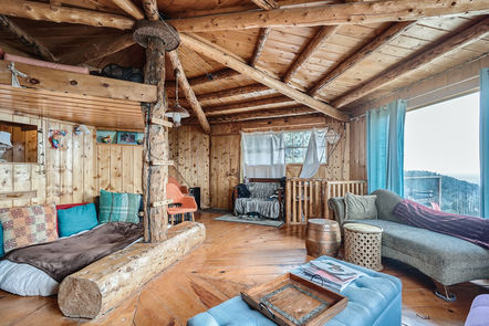 102 Goatbarn_10 Living Room