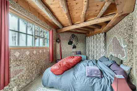 102 Goatbarn_17 Lower Level Primary Bedroom