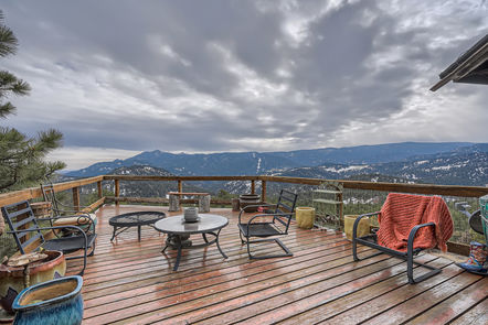 102 Goatbarn_28 Deck