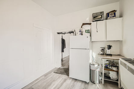 2236 Pine_33 2 Kitchen