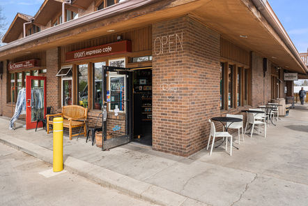 4019-Wonderland-Hill-Ave