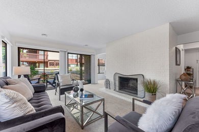 004-500-Manhattan-Dr-C2