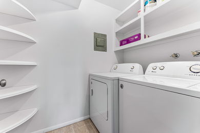 021-500-Manhattan-Dr-C2