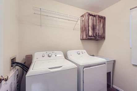 407 E Baseline Rd &#8211; Print Quality &#8211; 023 &#8211; 22 2nd Floor Laundry Room
