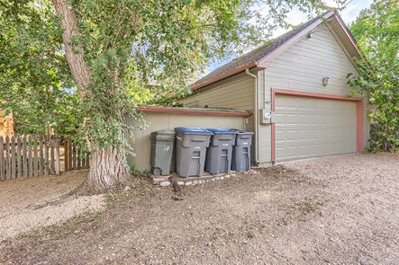 407 E Baseline Rd &#8211; Print Quality &#8211; 030 &#8211; 31 Garage Exterior